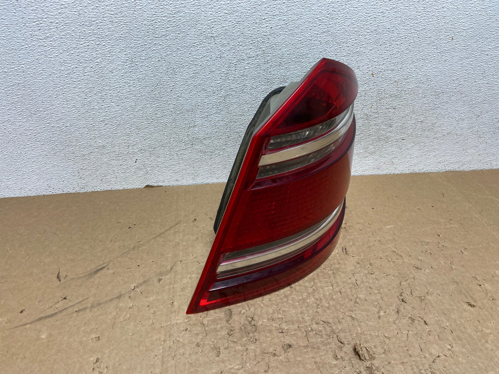 2007 to 2009 Mercedes GL-Class GL450 Right Passenger Tail Light AG1393 LK2