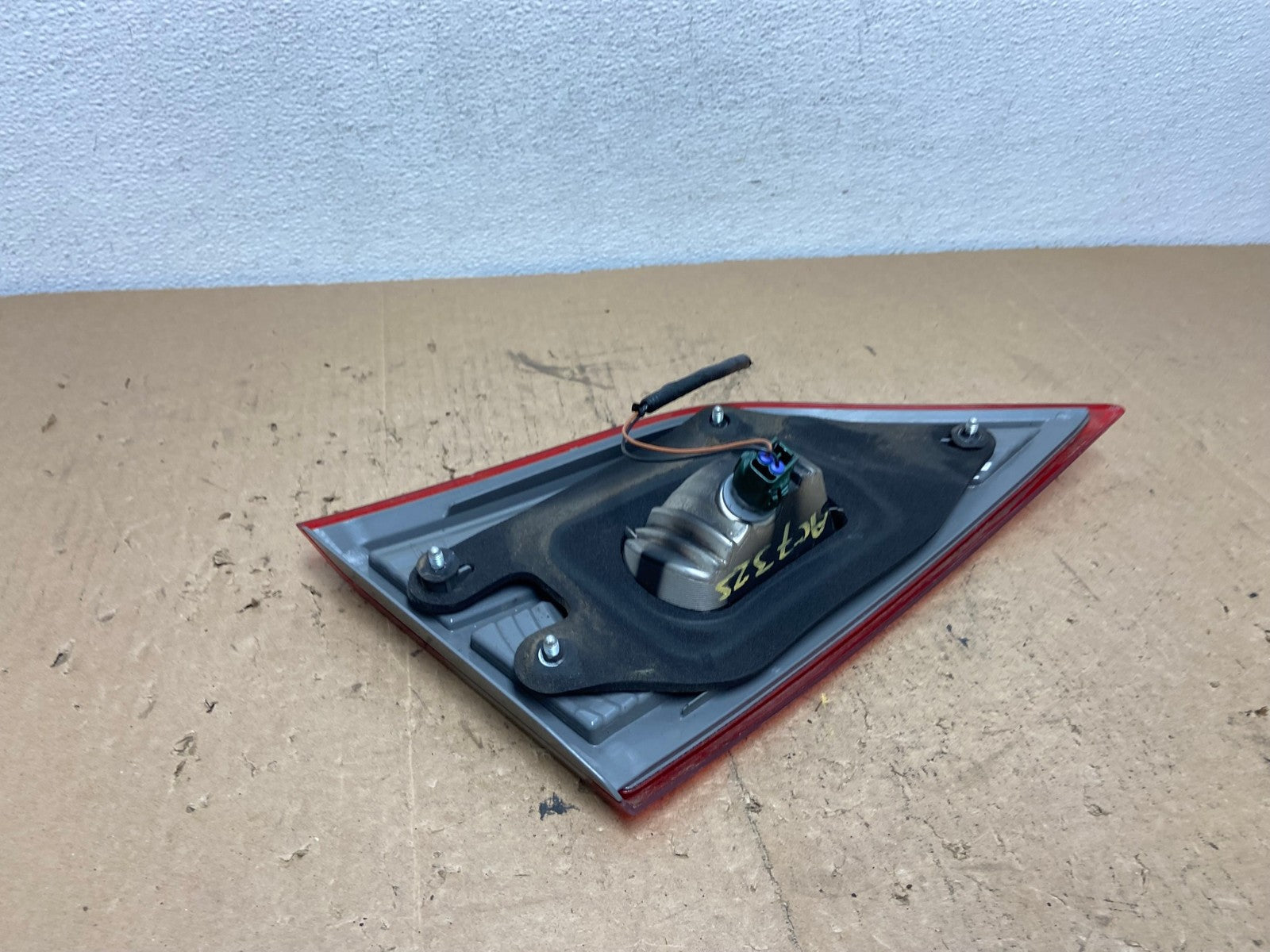 2011 - 2017 Nissan Quest Right Passenger Rh Side Inner Tail Light AC7325 LK3