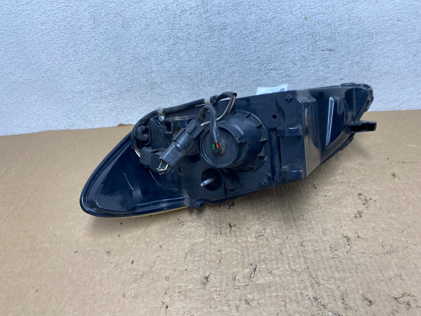 2000 to 2007 Ford Taurus Right Passenger RH Side Halogen Headlight AF8328 DW5