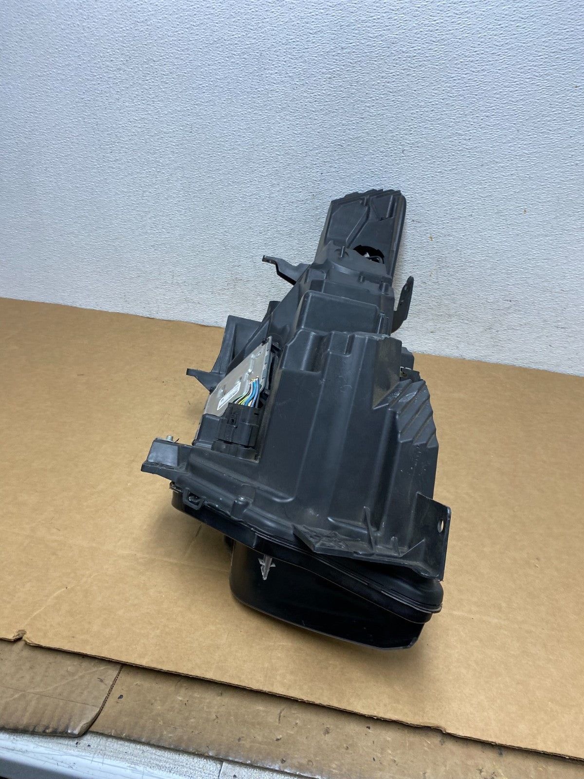 2020-2023 Ford Explorer Left Police Interceptor w/Module Headlight AD4455 DW6