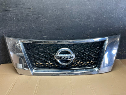 2013 to 2016 Pathfinder  Front Upper Chrome Grill Grille OEM s5740 DG0
