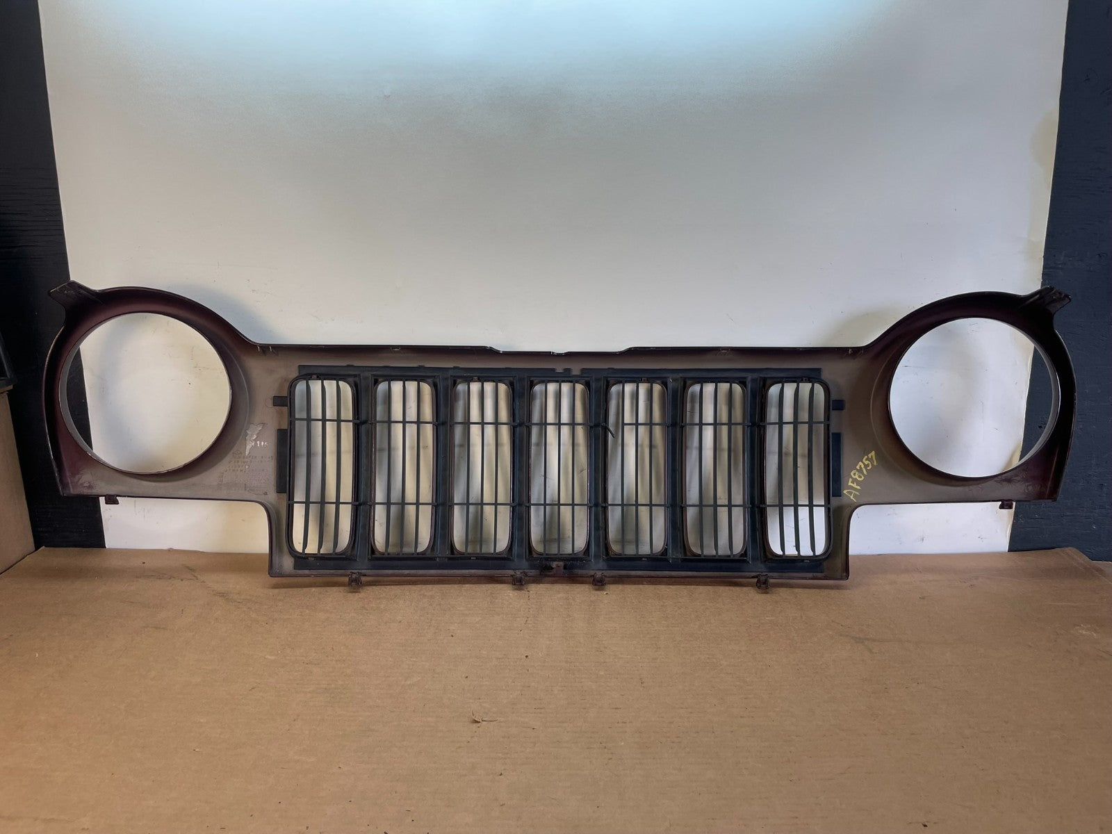 2002 2003 2004 Jeep Liberty Grill Grille Plastic af8757 DG6