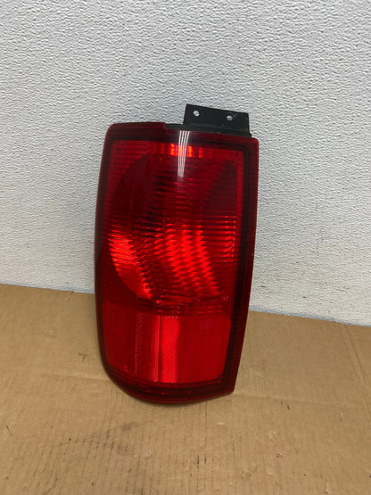1998 to 2002 Lincoln Navigator Left Driver LH Side Tail Light AC7537 LK0