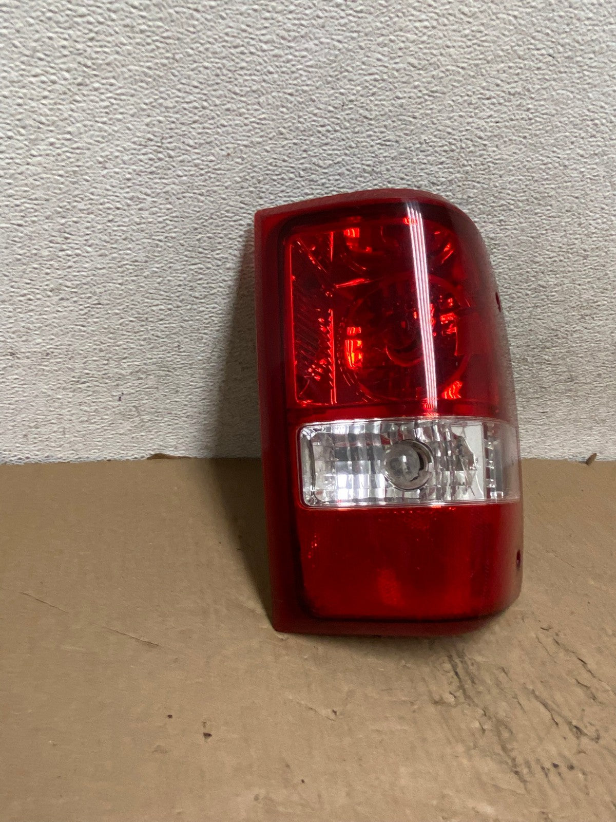 2006 to 2011 Ford Ranger Right Passenger RH Side Tail Light AG8097 LK1
