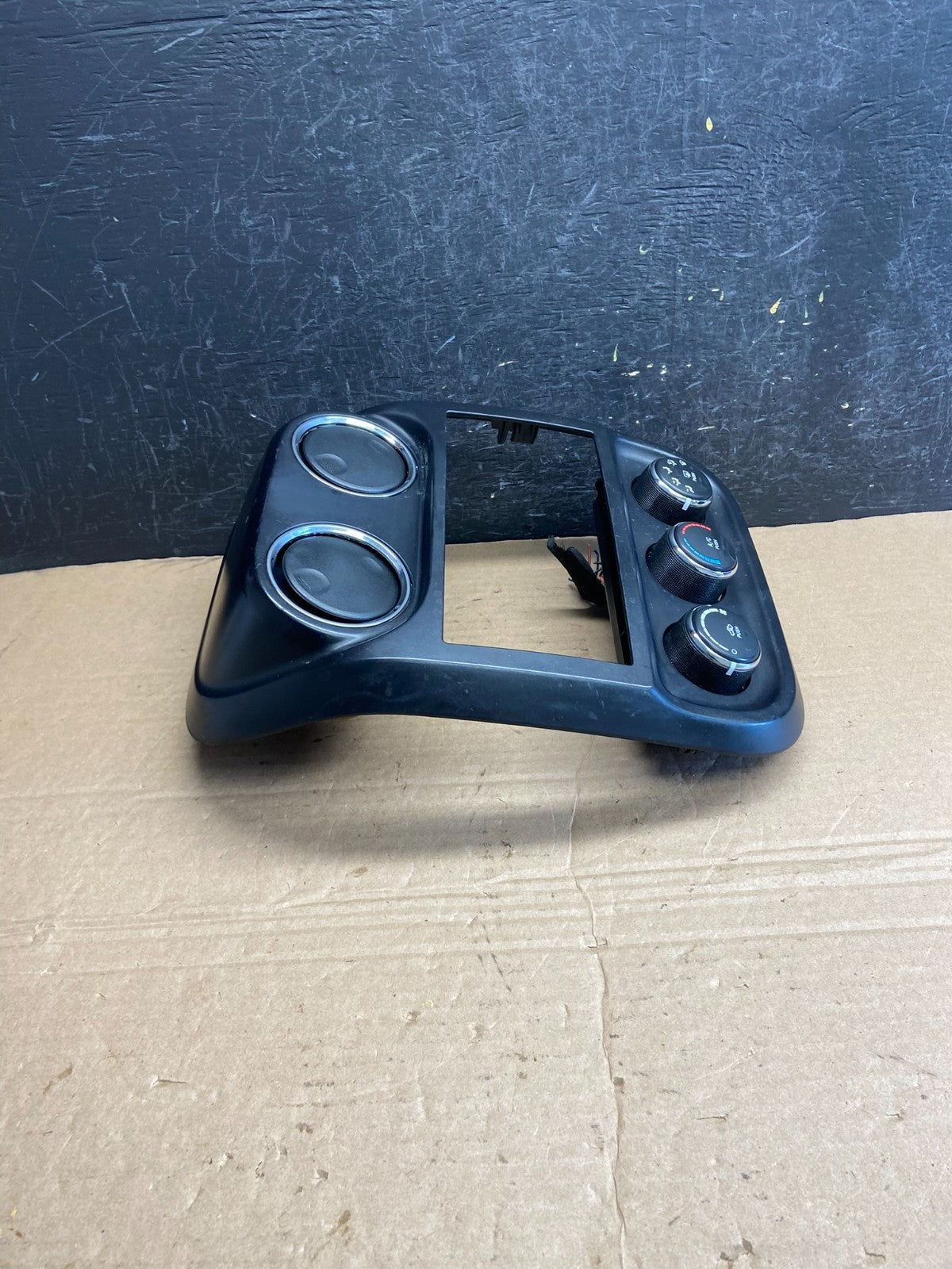 2011 to 2017 Jeep Compass Dash Climate Temperature Control Radio Bezel AF1951 DG1