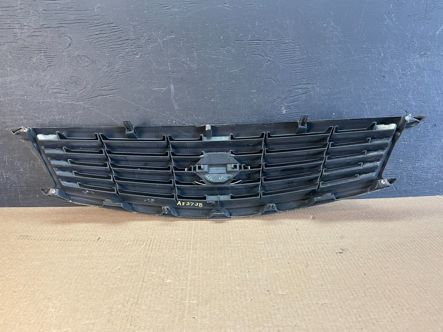 2010 to 2015 Infiniti G37 Front Upper Grill Grille AF3738 DG5