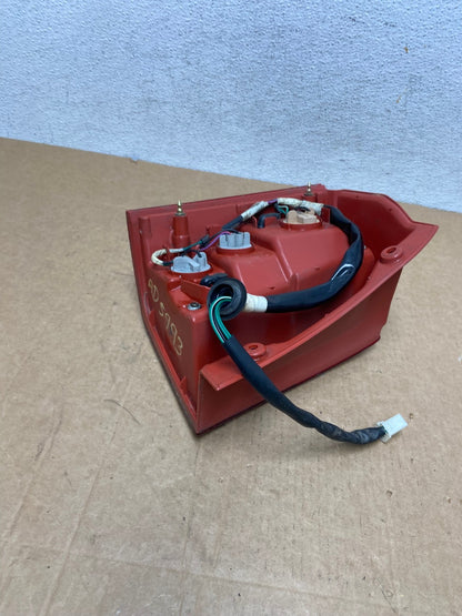 2004-2005 Mitsubishi Endeavor Right Passenger Rh Tail Light AD5993 LK4