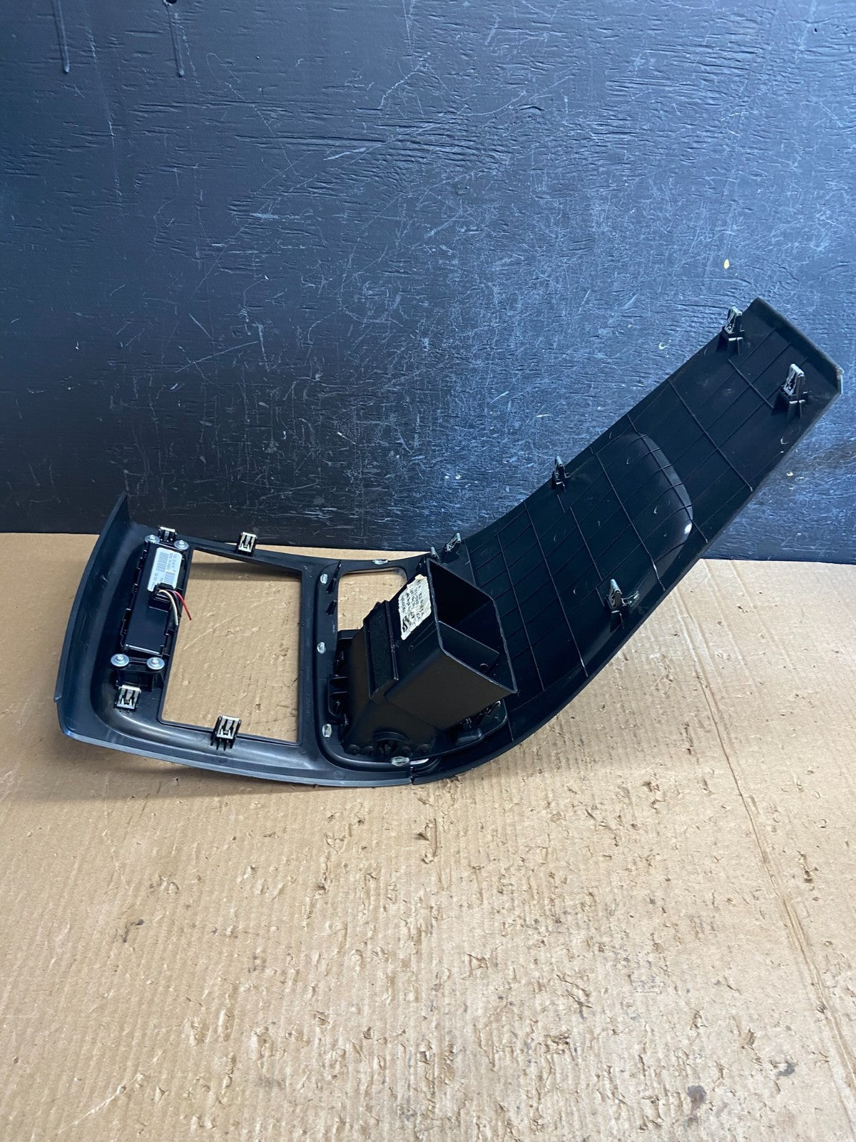 2011 - 2014 Dodge Avenger Center Dash Black Radio Trim Bezel Panel af1607 DG4