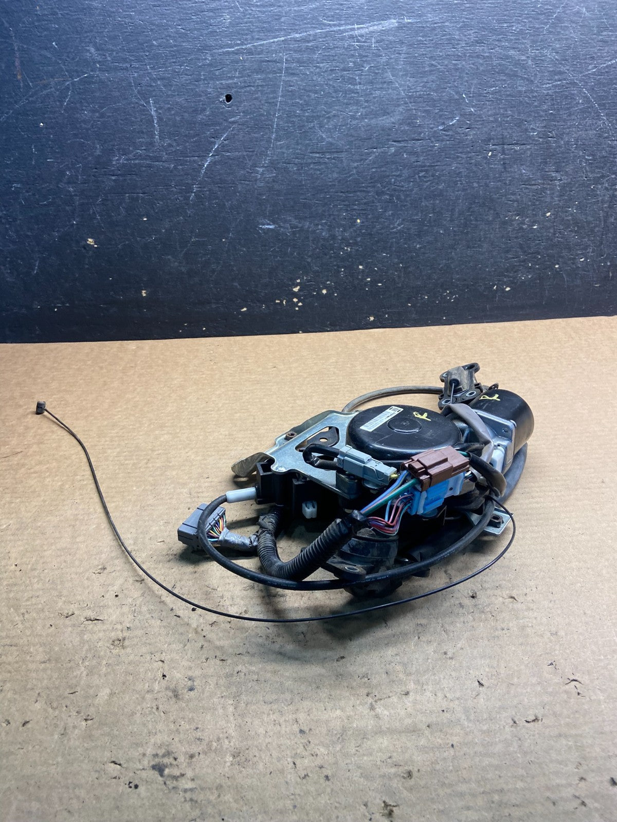 2005 - 2010 Honda Odyssey Rear Right Sliding Door Lock Actuator Motor AA0673  DG6