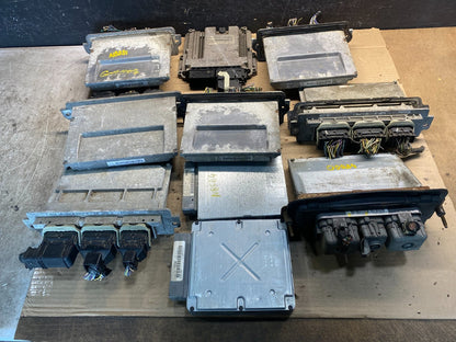Mix of 10 Ford ECM Engine Computer Module AD94940