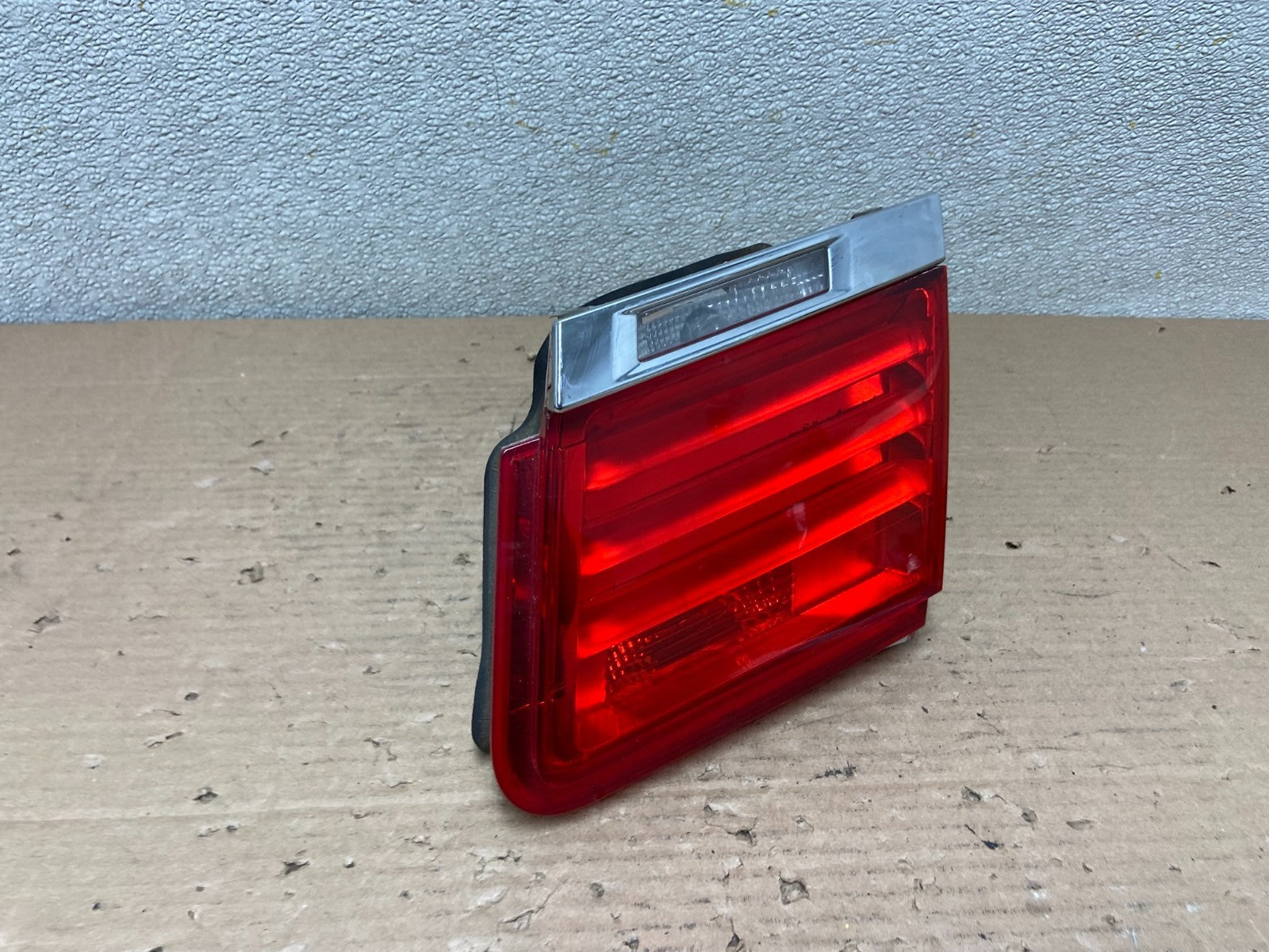 2009 - 2012 Bmw 7-Series F01 F02 750i Right Passenger Inner Tail Light AA9442 LK2