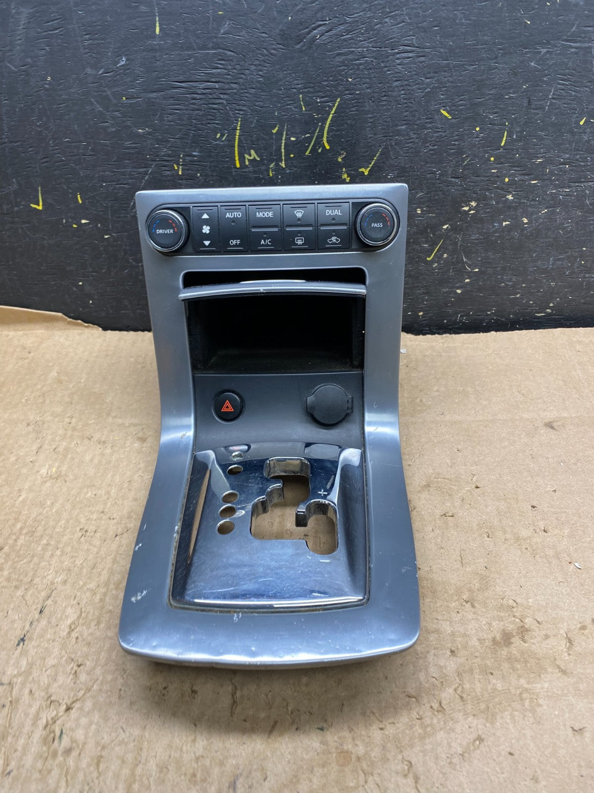 2007 2008 Nissan Maxima Climate Control Shifter Floor Bezel Trim OEM z1895 DG2