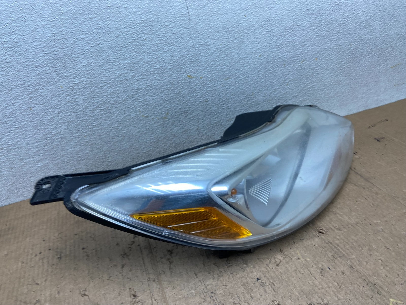 2012 2013 2014 Ford Focus Right Passenger Rh Side Headlight Oem AA8418 DW2