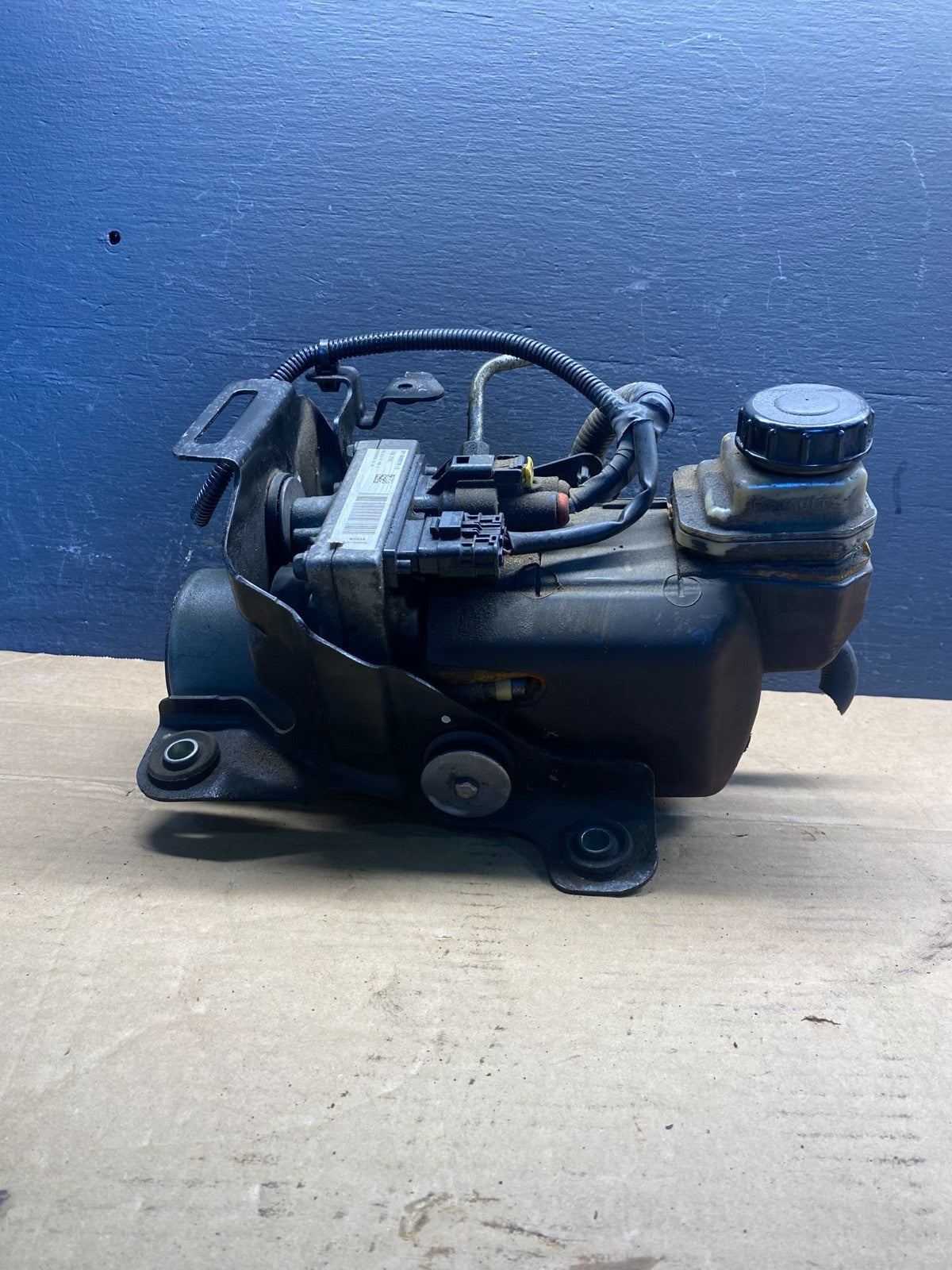 2013 -2016 Nissan Pathfinder 3.5 Electric Hydraulic Power Steering Pump ad35323