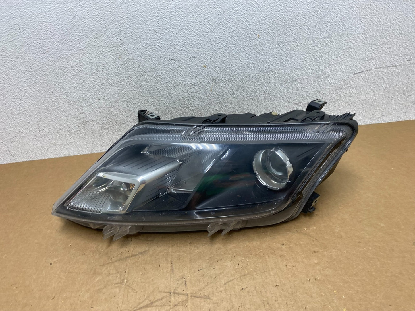 2010 2011 2012 Ford Fusion Left Driver LH Side Headlight Halogen DEPO AD6292 DW0