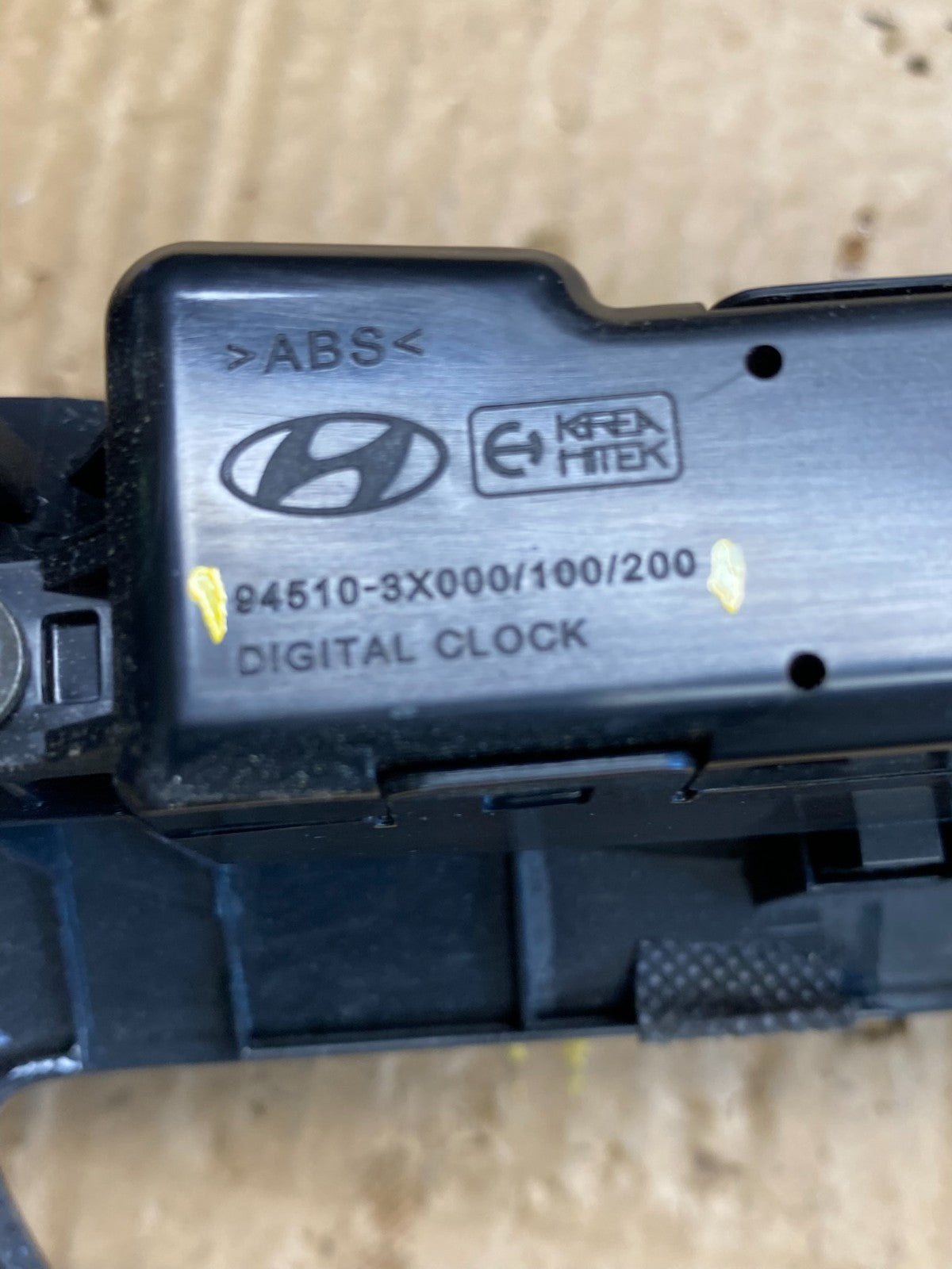2011-2013 Hyundai Elantra Dash Radio Bezel Clock Display Trim AD2049 DG4