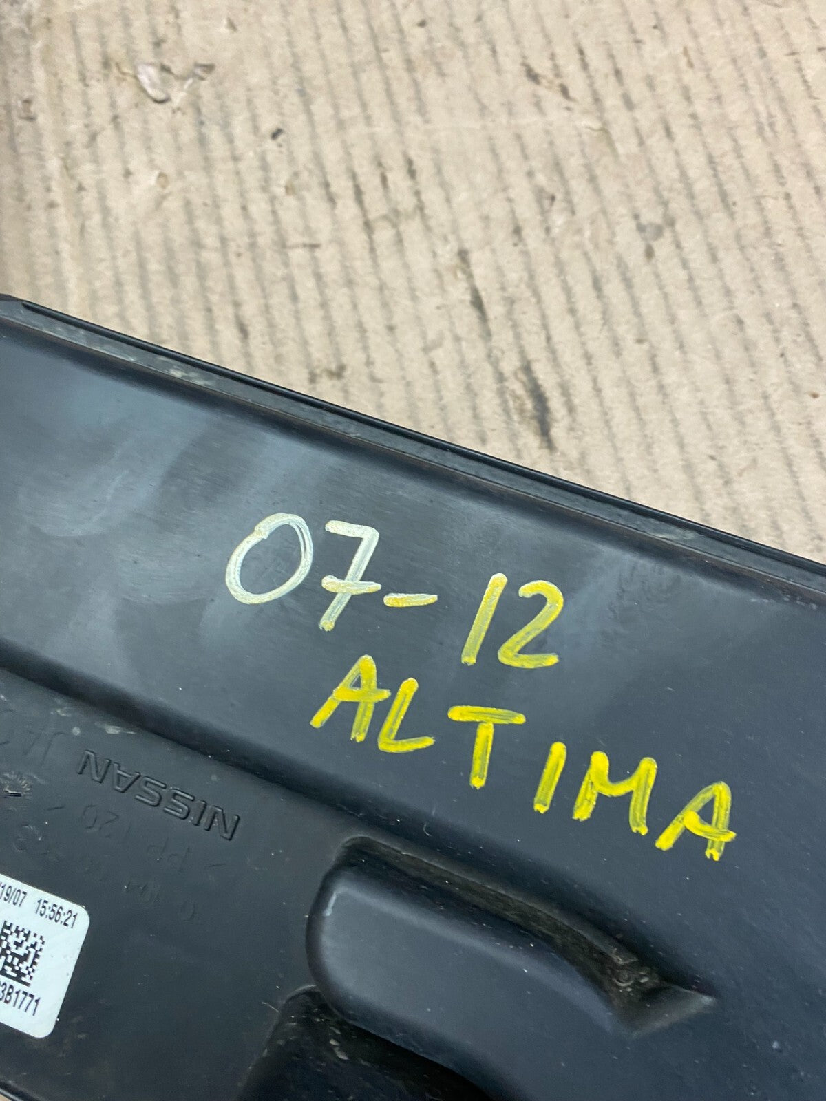 2007 to 2013 Nissan Altima 2.5L Air Duct Tube Resonator 16554-JA000 OEM i3404 DG7