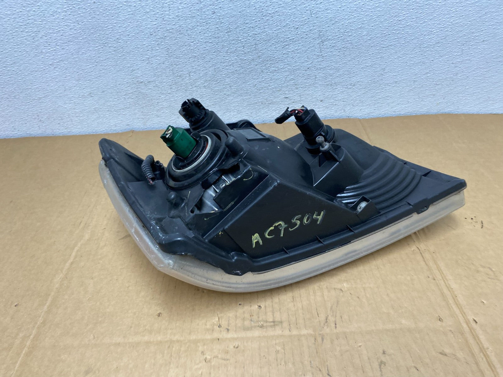 2007 2008 2009 Dodge Durango Left Driver LH Side Headlight AC7504 DW7
