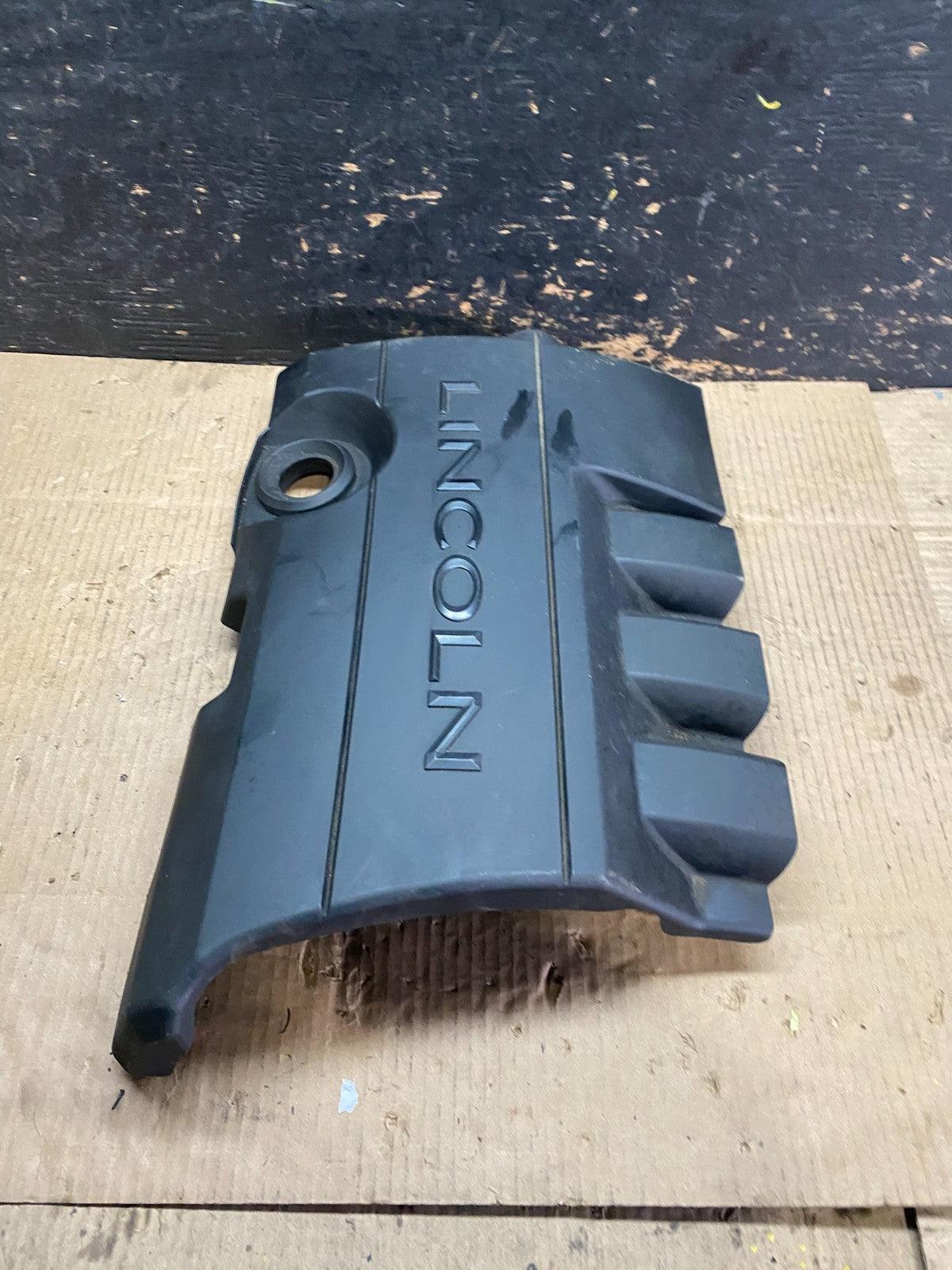 2009 to 2012  Lincoln MKS 3.7L Engine Motor Cover w5877 DG2