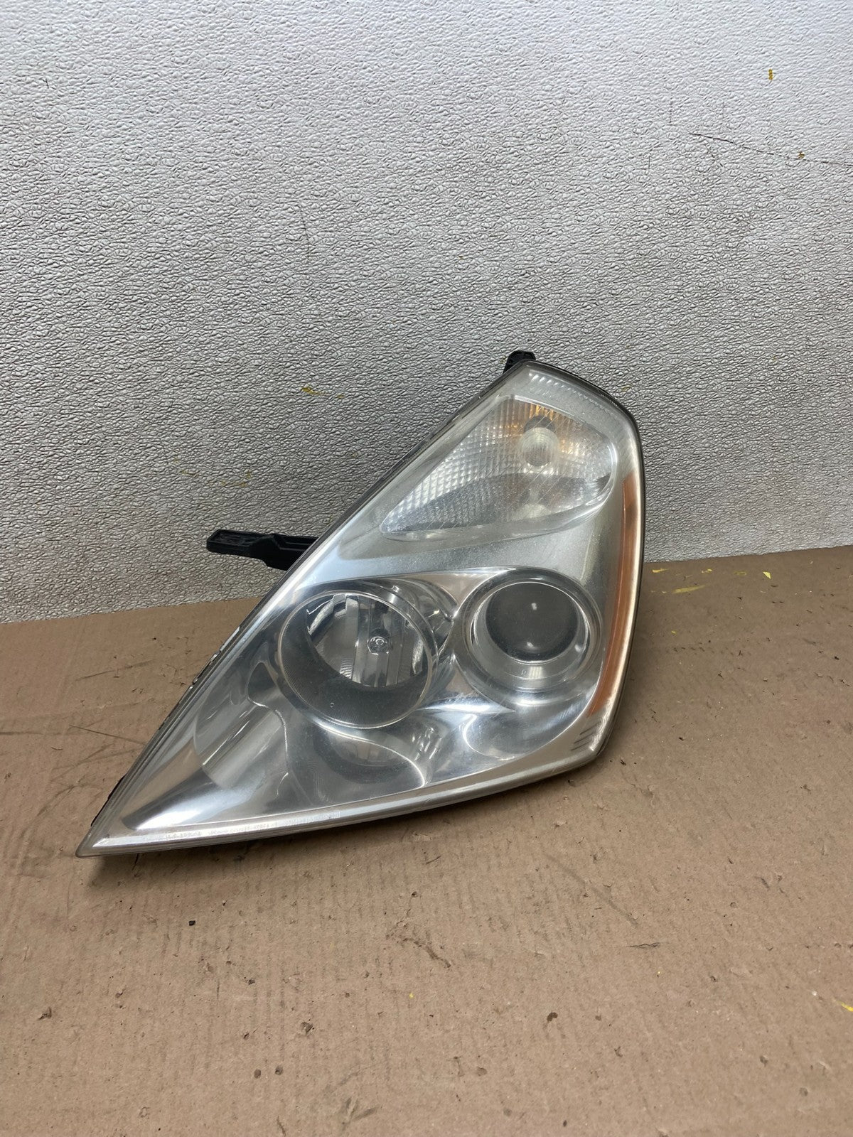 2008-2012 Kia Sedona Left Driver Lh Side Headlight Halogen AD2394 DW0