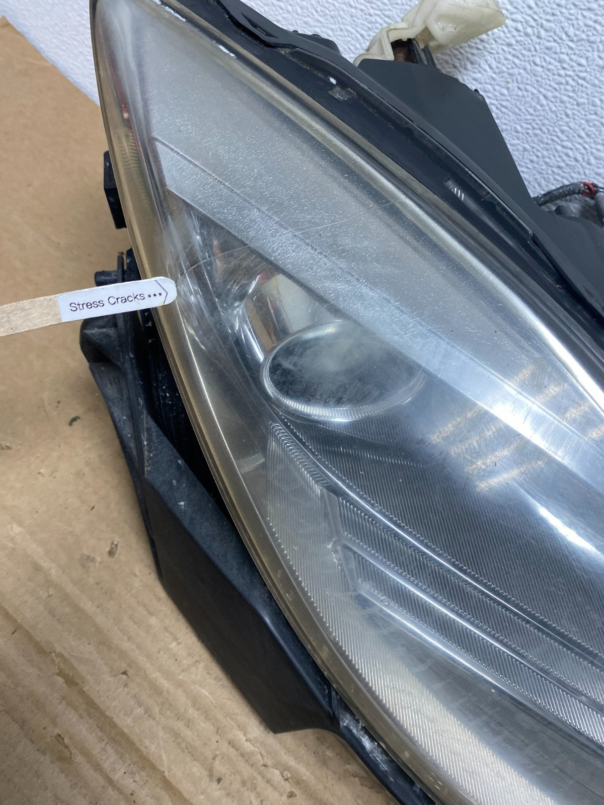 2009-2010 Mazda 6 Right Passenger Side Halogen Headlight AD3894 DW3