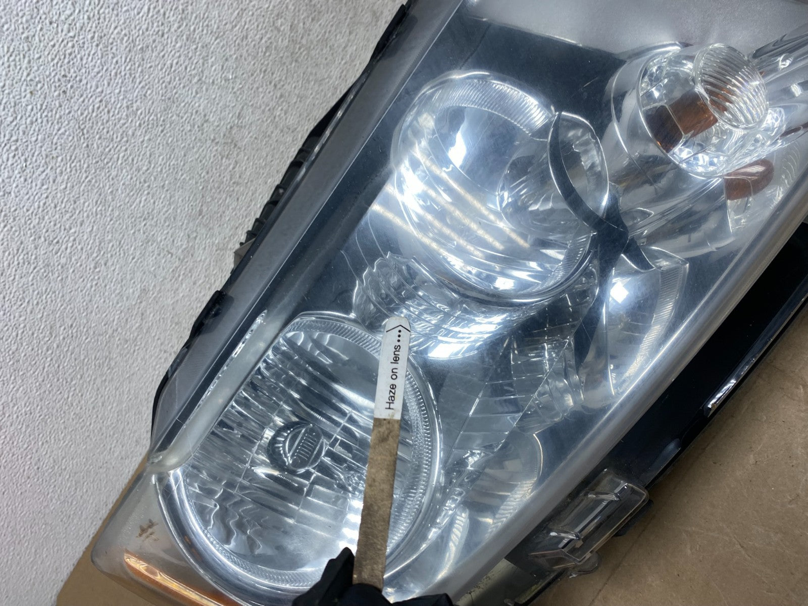 2011-2013 Jeep Grand Cherokee Right Passenger Halogen Headlight AE6781 DW4