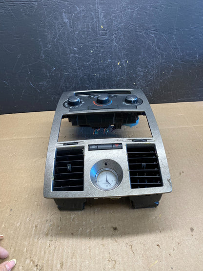 2005 to 2007 Chrysler 300 Dash Heater A/C Climate Control Radio Panel ac6355 DG3