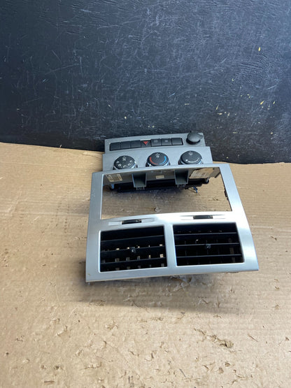 2007 to 2012 Dodge Nitro Dash Climate Temperature Control Radio Bezel AF2702 DG3