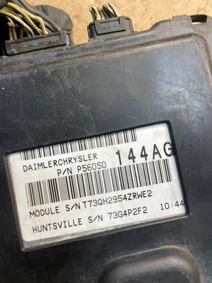 2005 Jeep Grand Cherokee BCM Body Control Module p56040662AH S7953 DG4