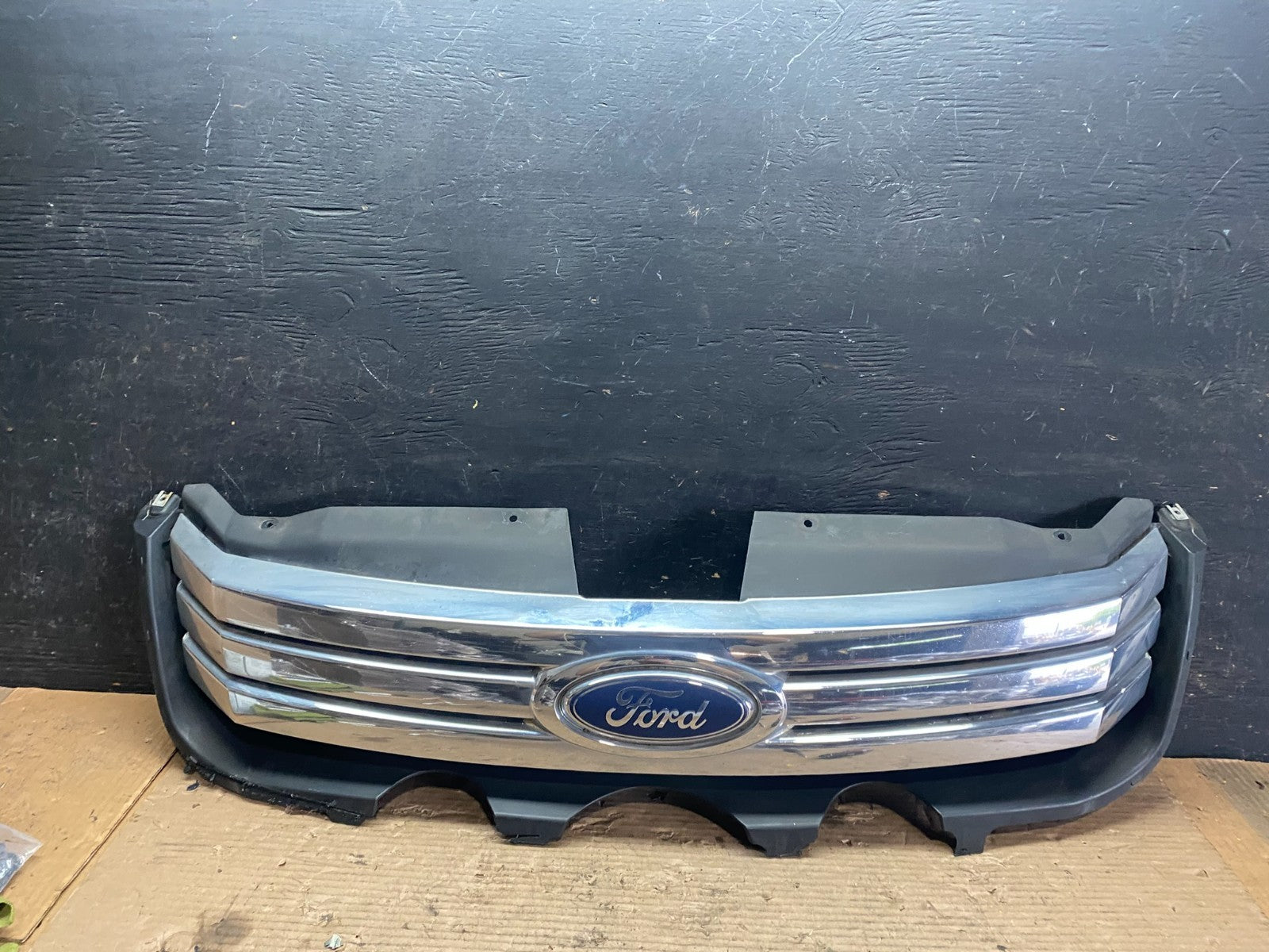 2006-2009 Ford Fusion Grill Grille With Emblem Upper Oem s5774 DG0