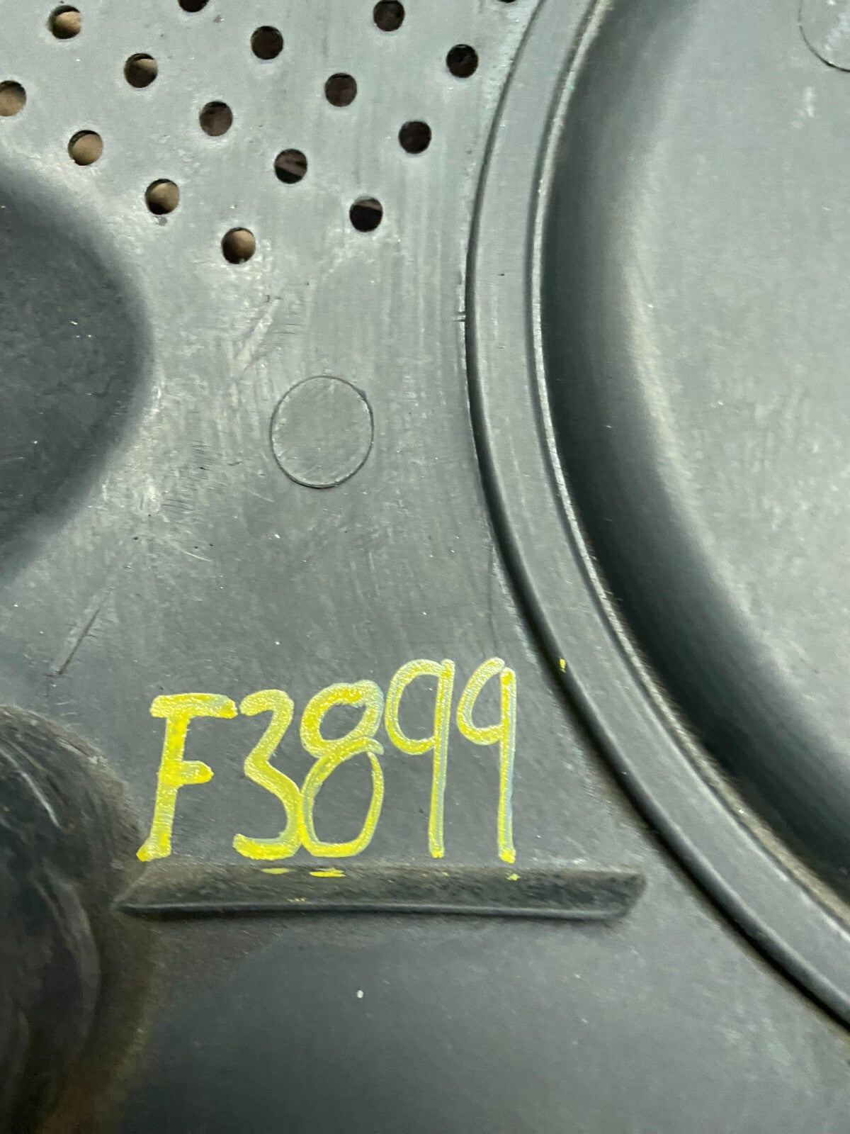 2005 - 2006 Hyundai Santa Fe 2.7L V6 Engine Motor Cover F3899 PS10