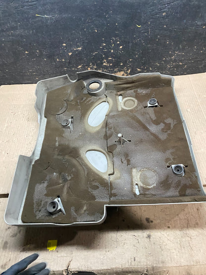 2004 to 2007  Cadillac CTS 2.8L Plastic Engine Cover Shield OEM x8184 DG7