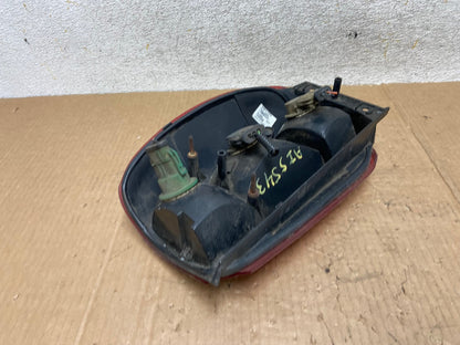 1998 to 2001 Ford Explorer Right Passenger Side Tail light AI5543 LK6