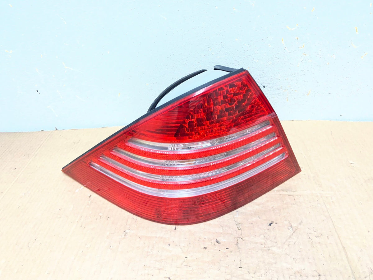 2003-2006 Mercedes-Benz S-Class Tail Light Left Driver Lh Side AI8226 LK0