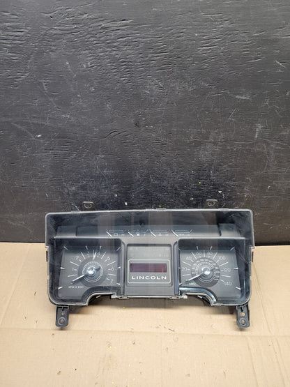 2007 to 2008 Lincoln Navigator Speedometer Gauge Cluster i4942 DG10