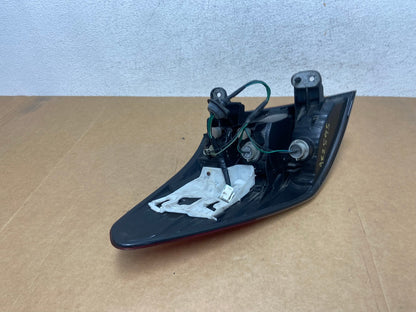 2010-2014 Subaru Outback Wagon Right Passenger Rh Side Tail Light AE2895 LK5