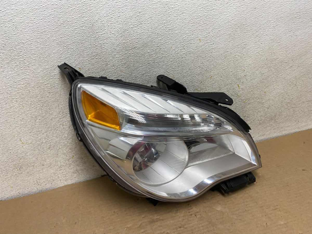 2010 - 2015 Chevrolet Equinox Halogen Headlight Right Passenger Side AH9438 DW0