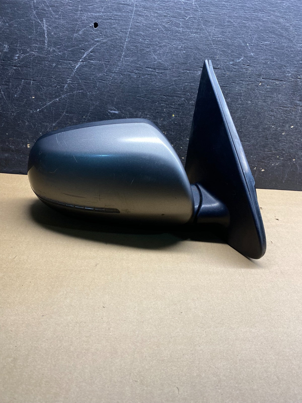 2010 to 2013 Kia Forte Sedan Right View Turn Signal Mirror OEM W4039 MS0