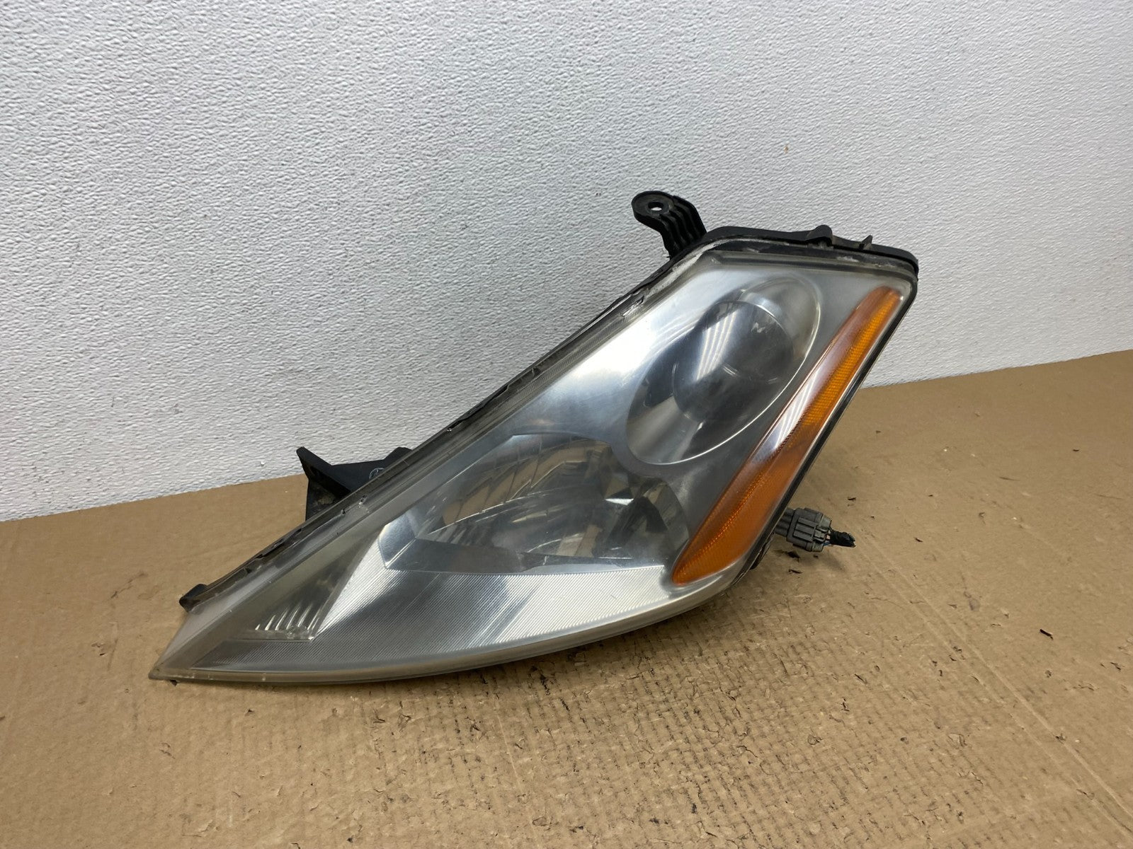 2003 to 2007 Nissan Murano Headlight Halogen Left Driver LH AC4029 DW2