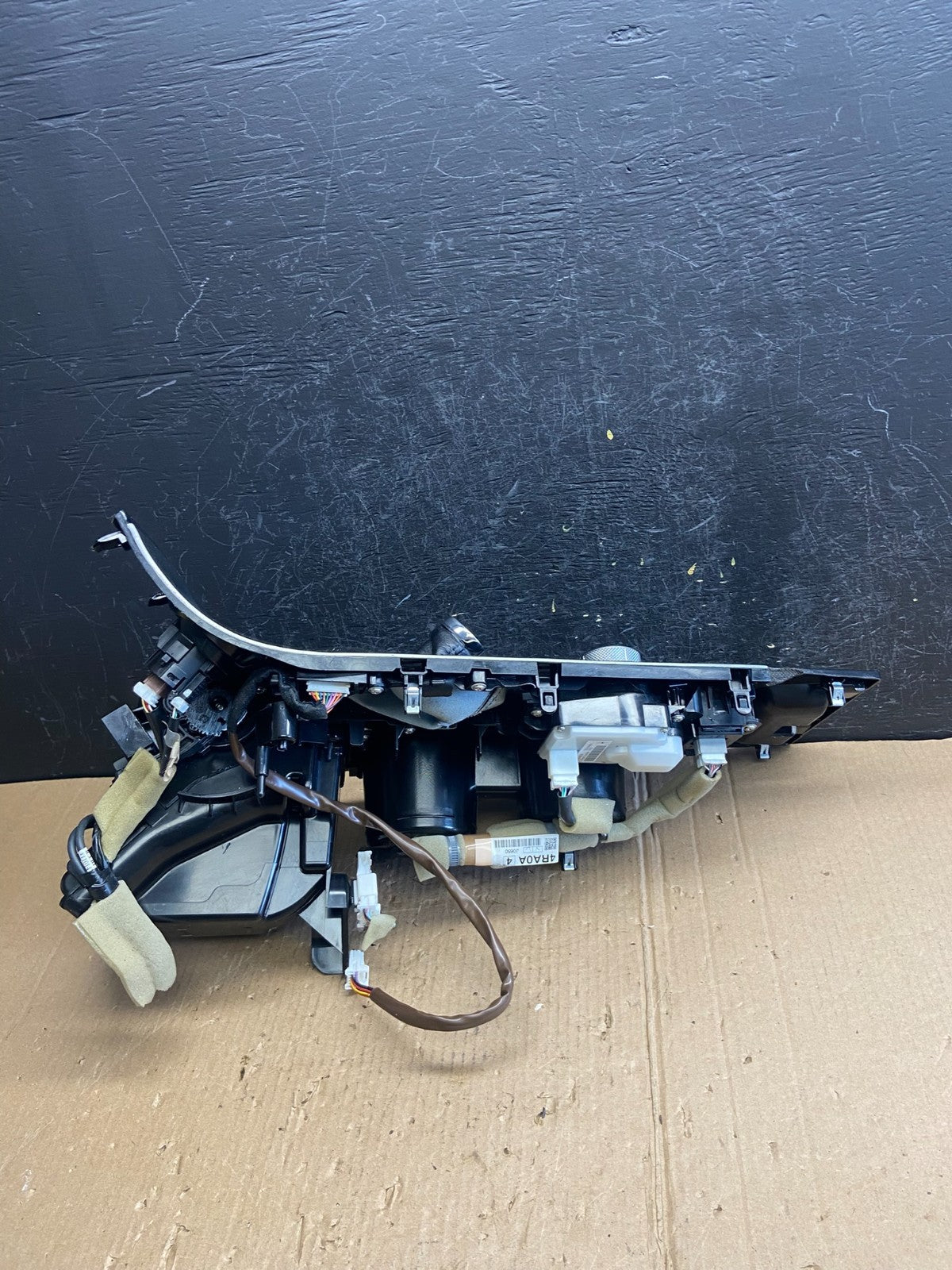 2016 to 2019 Nissan Maxima Climate Control Shifter Floor Bezel Trim OE AE3984 DG4