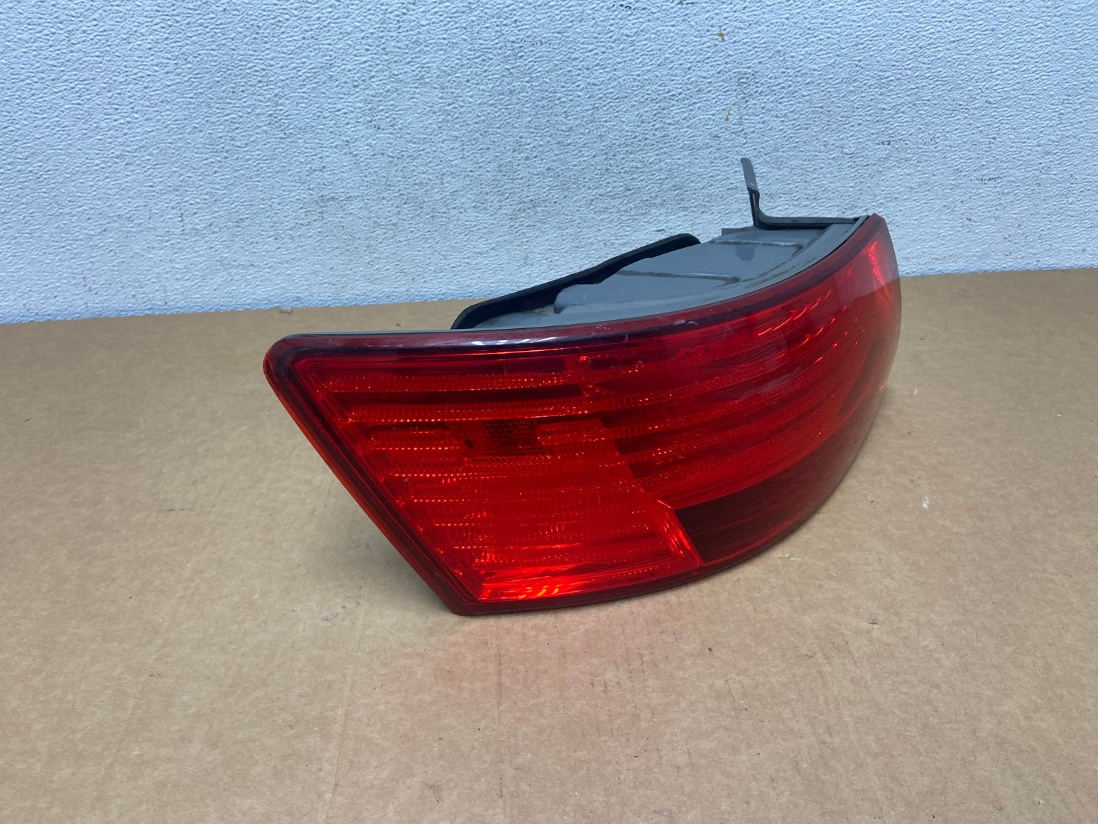 2009 to 2010 Hyundai Sonata Left Driver Lh Side Tail Light AD5340 LK2