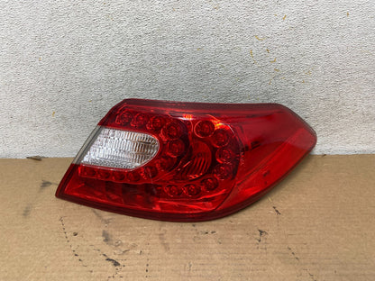 2011 2012 2013 Infiniti M37 M56 Right Passenger RH Tail Light AH4307 DW0