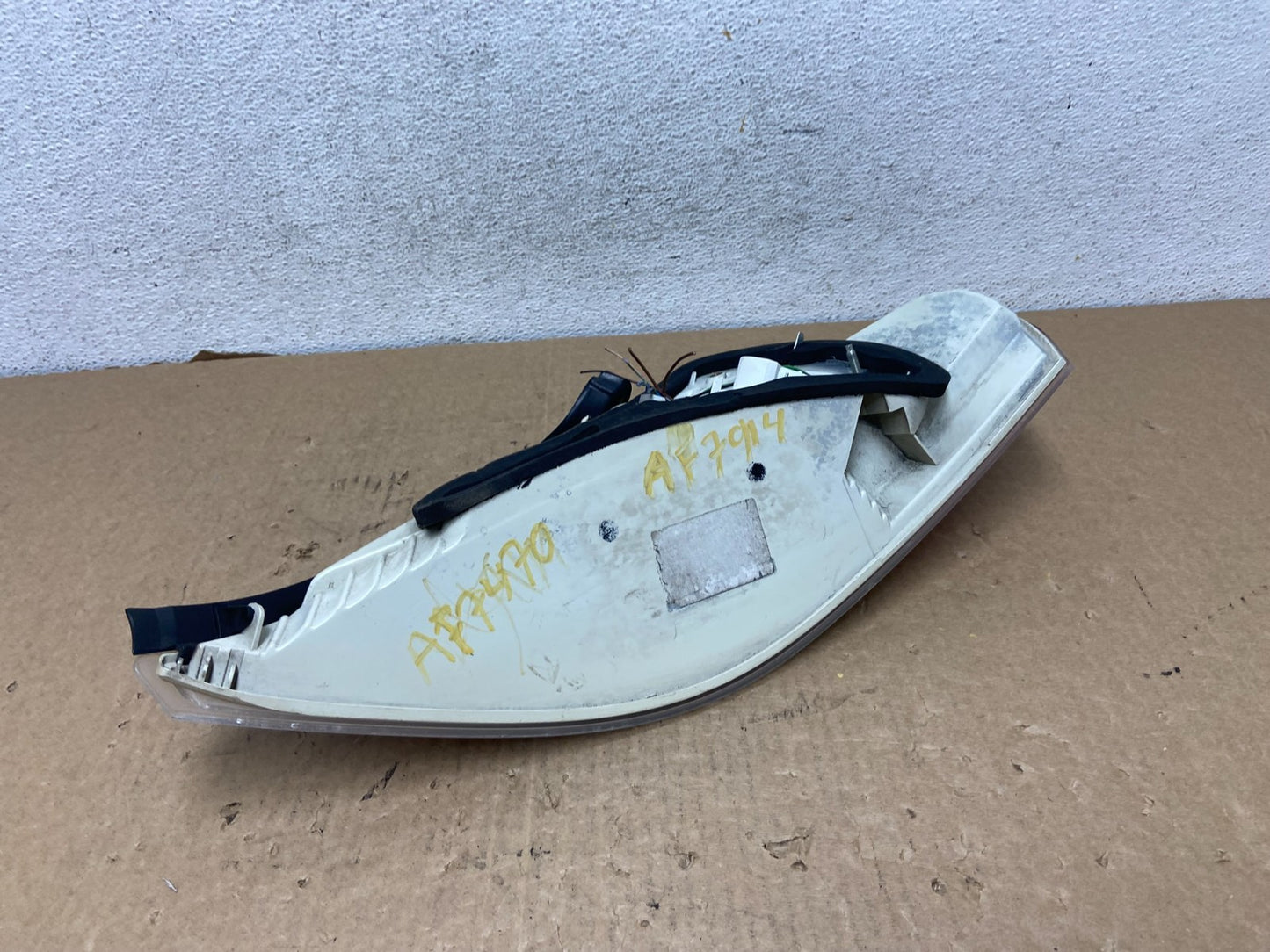 2004-2007 BMW 6 Series 650Ci 645Ci Left Driver Lh Side Tail Light AF7914 DW5