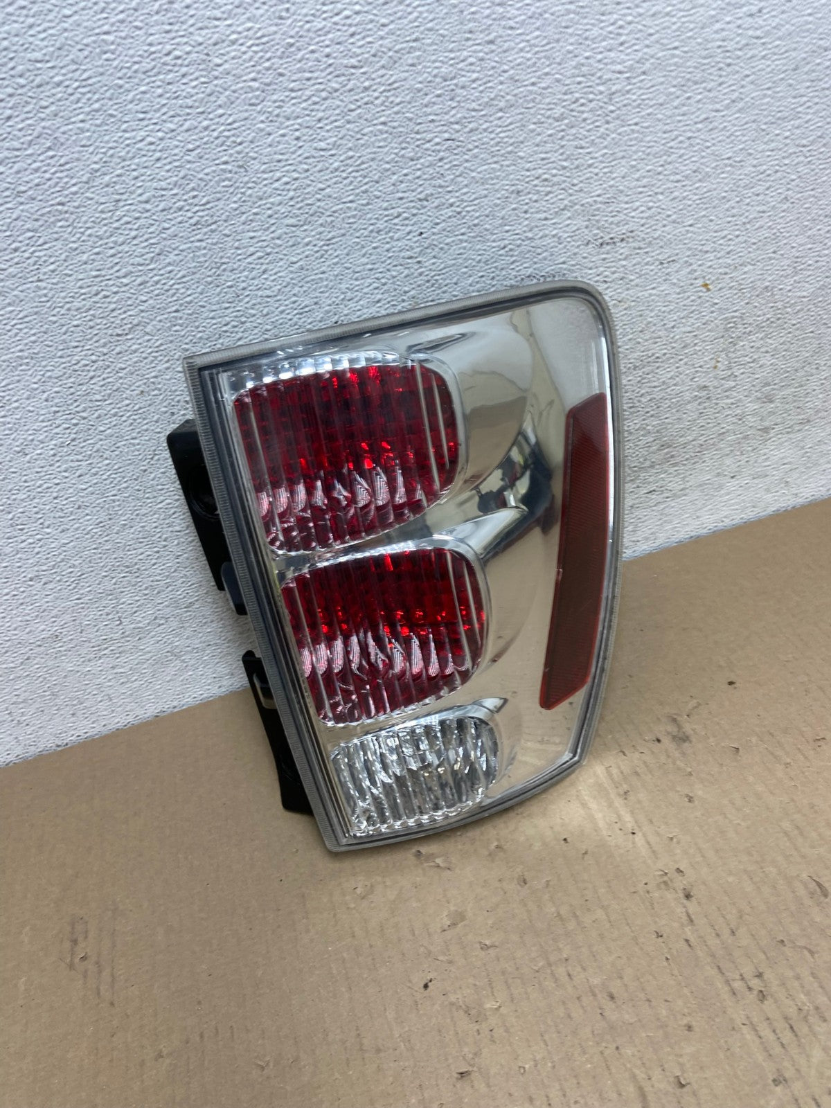 2005 to 2008 Chevrolet Equinox Right Passenger Rh Side Tail Light DEPO AE9523 LK2