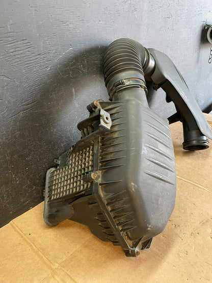 2011 to 2018 Chrysler 300 3.6L Air Intake Duct Tube Cleaner AE1013 DG2