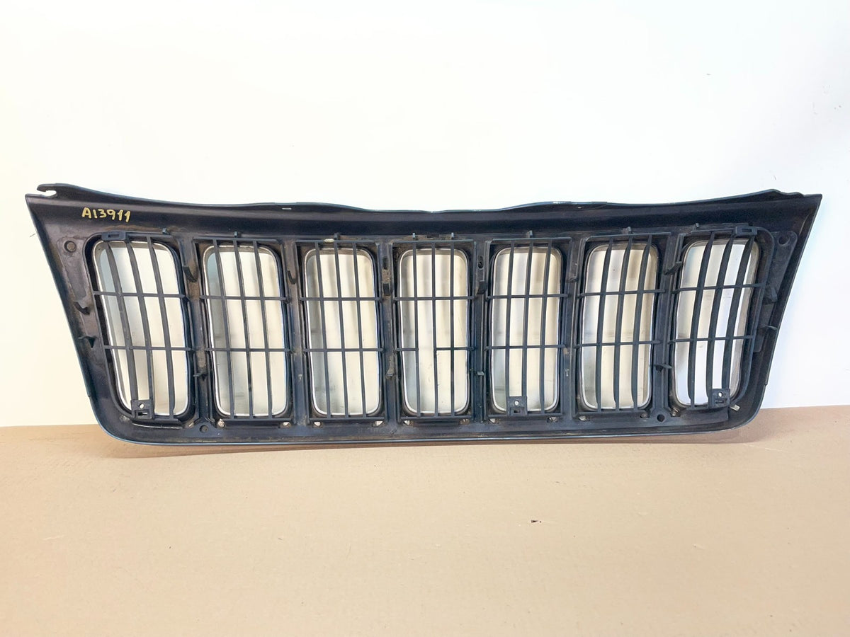 1999 to 2003 Jeep Grand Cherokee Front Upper Grill Grille AI3911 DG6