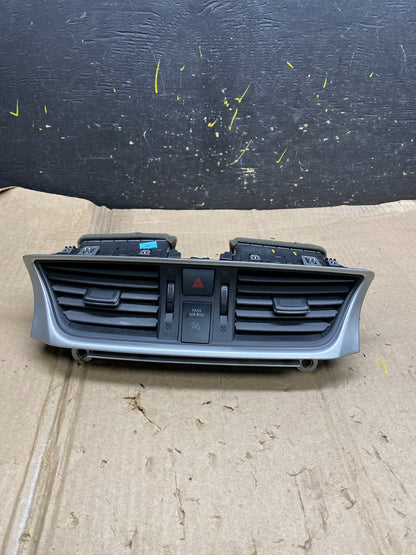 2013 to 2015 Nissan Sentra Air Vents Top Dash Center W/Hazzard Switch X5818 DG0