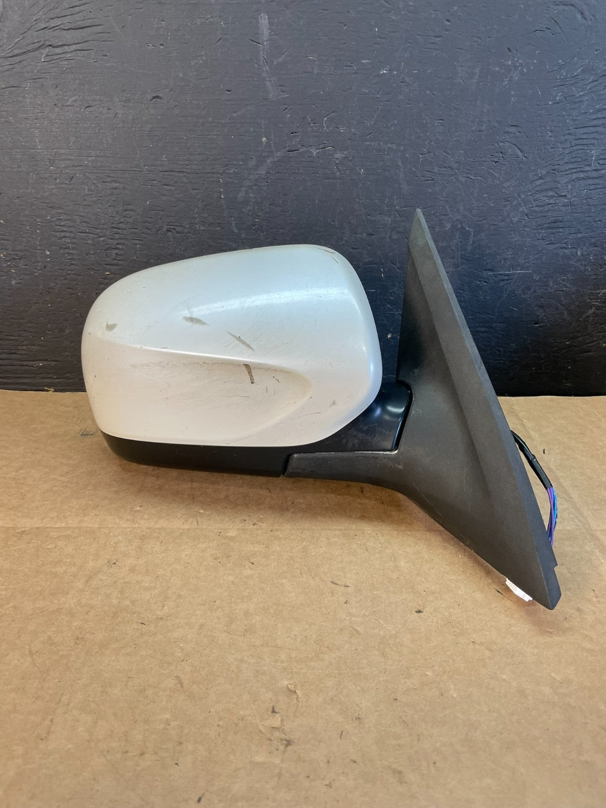 2009 to 2010 Subaru Forester Right Passenger View Power Door Mirror AE0960 DW0