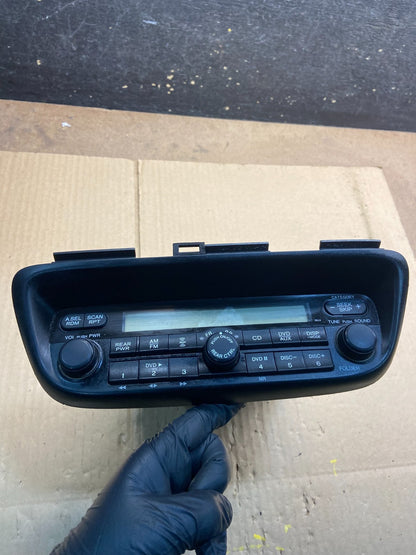 2005 to 2010 Honda Odyssey Am Fm Cd Player Radio Receiver Y4415 DG0