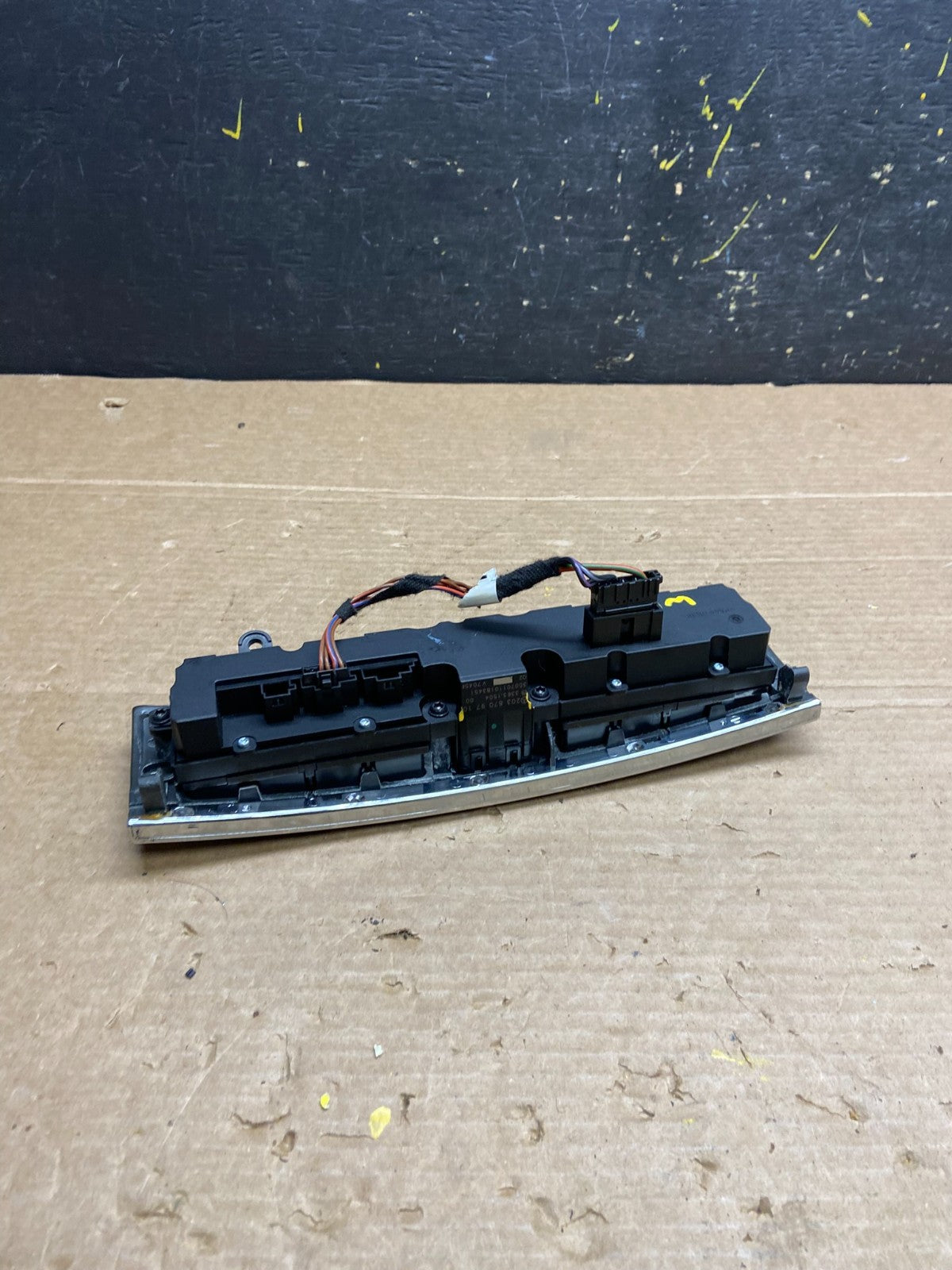 2005 - 2007 Mercedes C230 C240 Center Console Switch Control Unit W0316 DG5